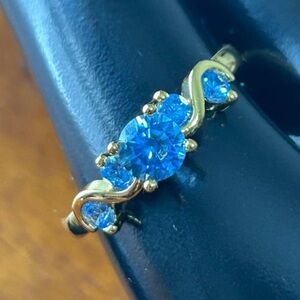 New gold ring, size ~11 3/4 - Hypoallergenic Water resistant